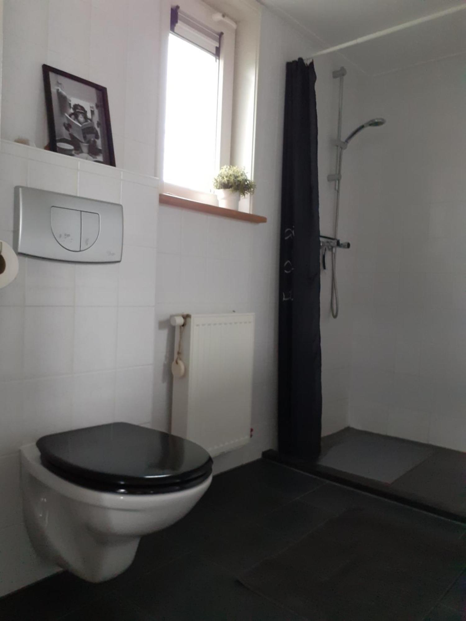4-Persoons Vakantiehuisje Simmerwille Tzummarum Exteriér fotografie