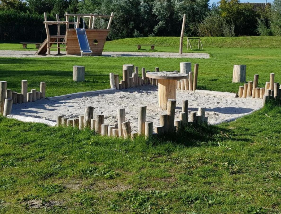 4-Persoons Vakantiehuisje Simmerwille Tzummarum Exteriér fotografie