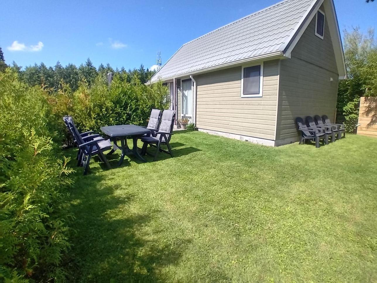 4-Persoons Vakantiehuisje Simmerwille Tzummarum Exteriér fotografie